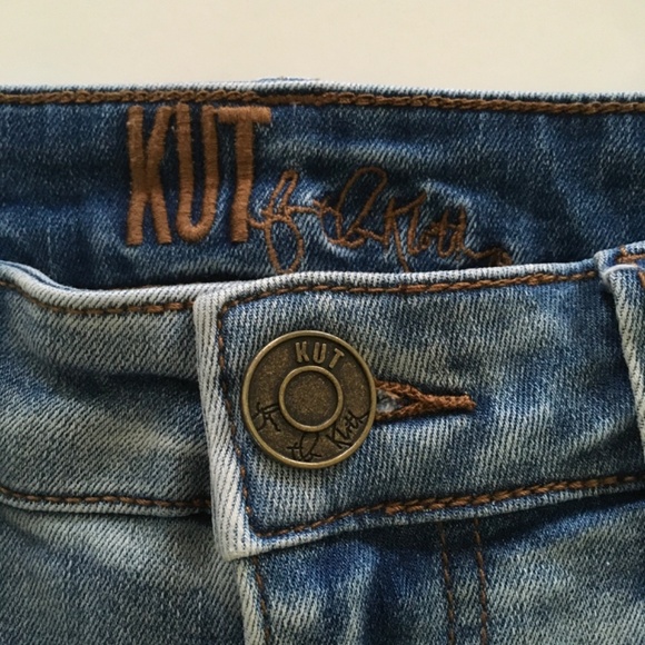 Kut From The Kloth Jeans Sz 2 Blue Carlo Ankle Skinny Cut Off Hem Distressed - Picture 9 of 12